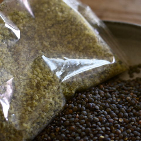 ingredients bulgur and green lentil salad