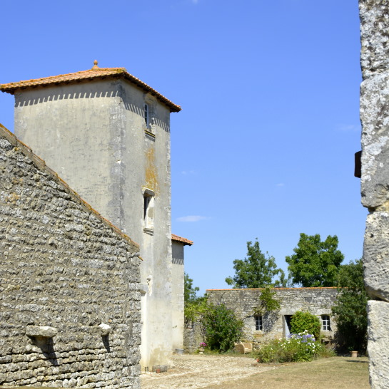 Manoir in La Claye village Vendee