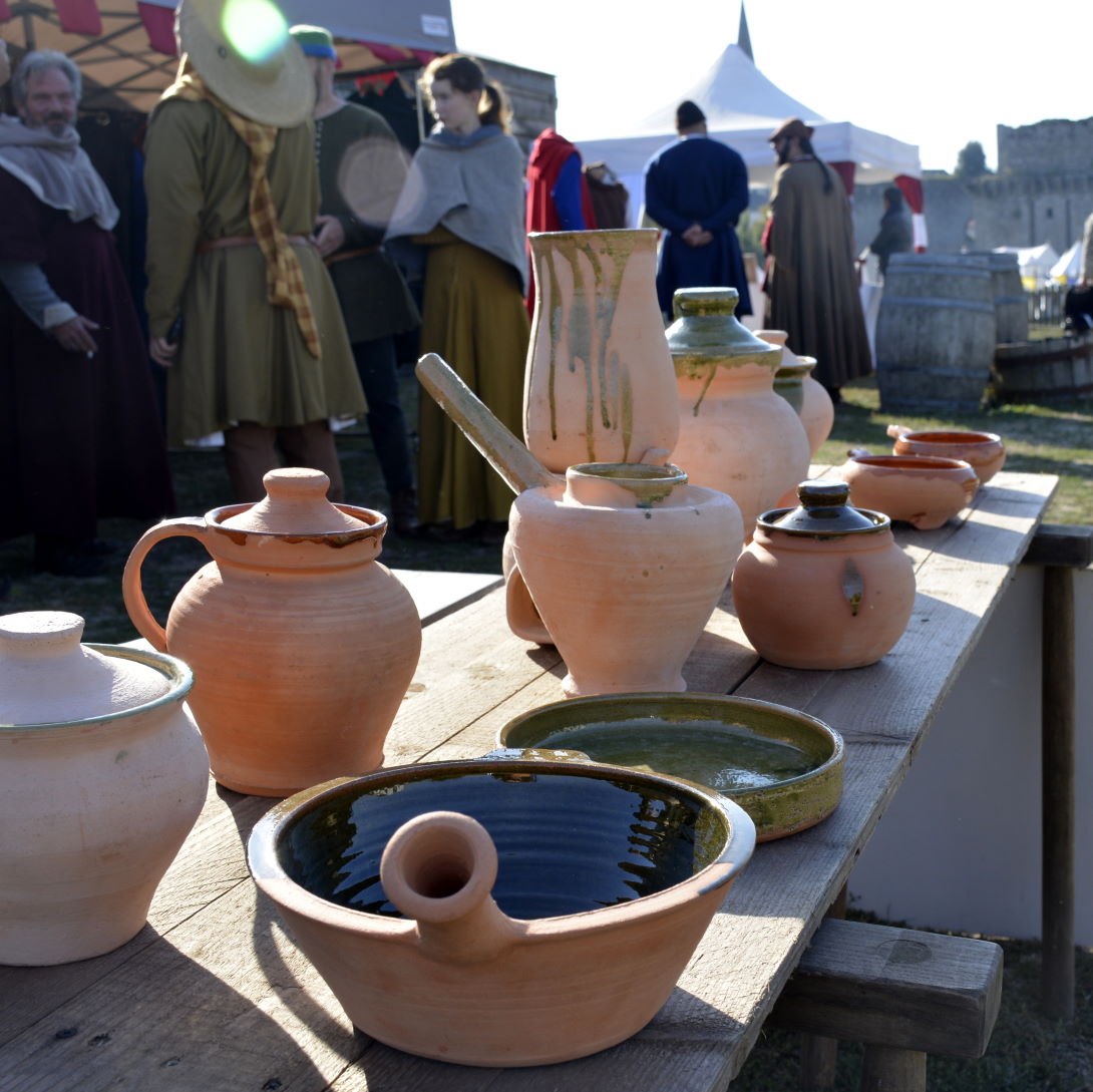 pottery at medieval festival in vendee